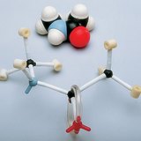 แบบจำลองการเติมช่องว่างและลูกบอลและแท่งของโมเลกุล N-methylacetamide