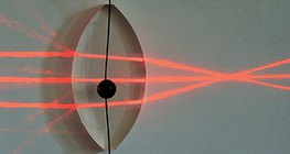 รังสีของแสงที่ผ่านเลนส์นูน