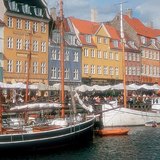 Nyhavn ริมน้ำสมัยศตวรรษที่ 17 ในโคเปนเฮเกน