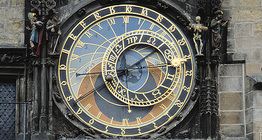 นาฬิกาดาราศาสตร์กรุงปราก (Orloj)