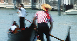 เรือกอนโดลาในเวนิส
