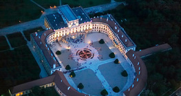 ปราสาท Esterházy, เฟร์เตด, ฮังการี