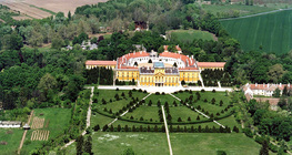 ปราสาท Esterházy, เฟร์เตด, ฮังการี