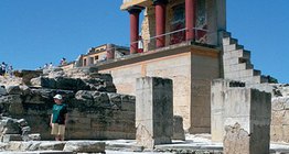 ซากปรักหักพังของวัง Knossos ในครีต (กรีซ)