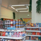 สินค้าหลากหลายในร้านสะดวกซื้อ