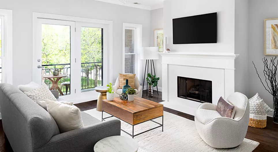 เฟอร์นิเจอร์และห้องต่างๆ - Int. Ed.