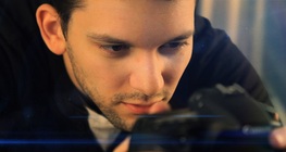 จากผลกระทบของหลุมดำ