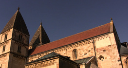 สถาปัตยกรรมโรมาเนสก์