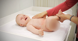 How to bathe babies
